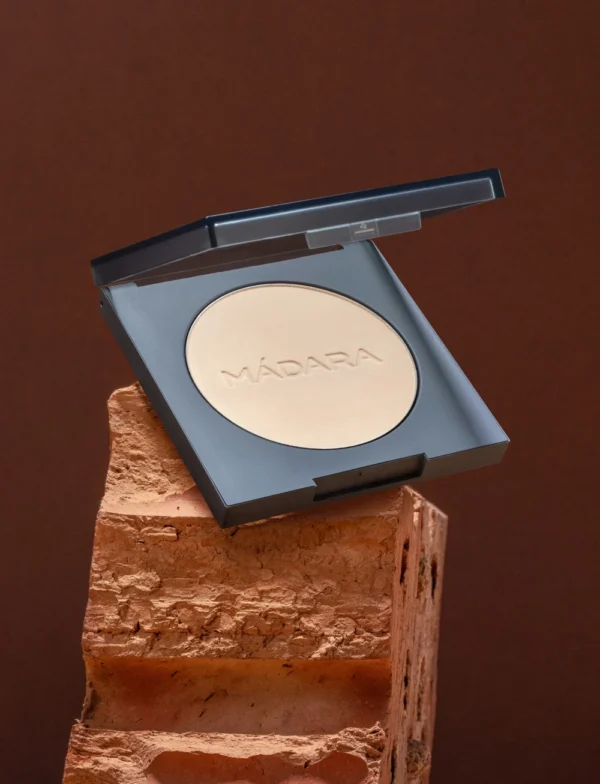 MÁDARA AIR EQUAL Soft Silk Mineral Powder - Powder - Image 5